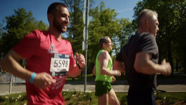 Нефтьмагистраль на Московском полумарафоне 13-14 мая 2023 г. смотреть онлайн