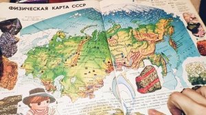 ASMR?Жвачка+?Тихий шёпот/Жую/Листаю/Обводка картинки/АСМР? ??Для любителей жвачки?