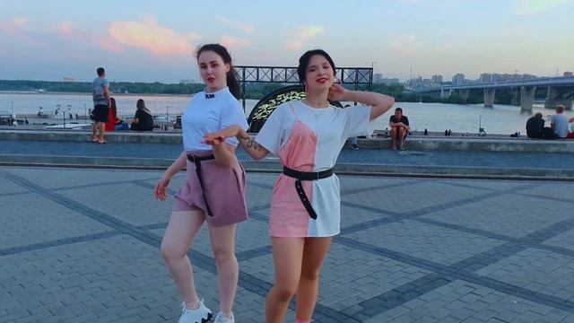[K-POP IN PUBLIC] WEKI MEKI - DAZZLE DAZZLE dance cover by HIGH HEELS смотреть онлайн