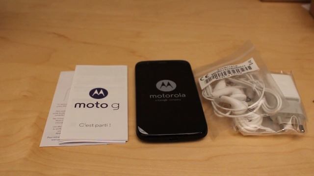 Motorola Moto G - Déballage et présentation смотреть онлайн