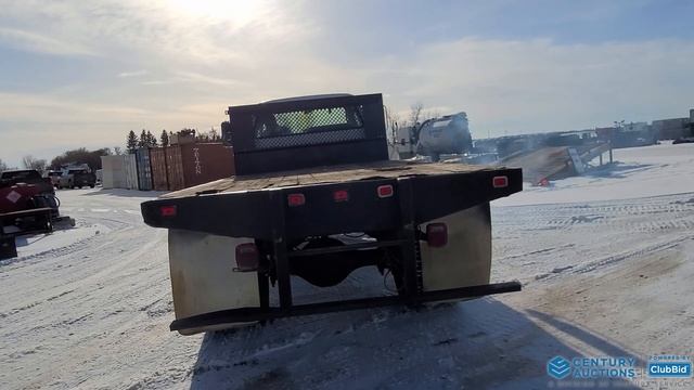 Lot #0152: 2000 Ford F-650 XL Super Duty Deck Truck | Fort Sask Auction Closes Mar 16, 2021 смотреть онлайн