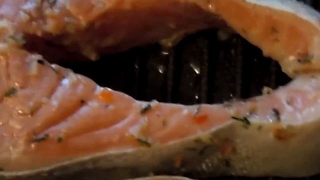 Стейк из форели смотреть онлайн