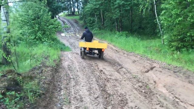 Мотороллер муравей 4т по глине смотреть онлайн