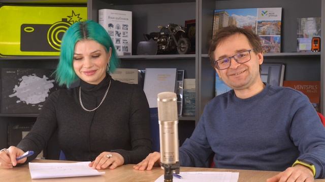 На дорогах: грузовик потерял огромную бочку, перевод авто на газ, памятник из дисков авто смотреть онлайн
