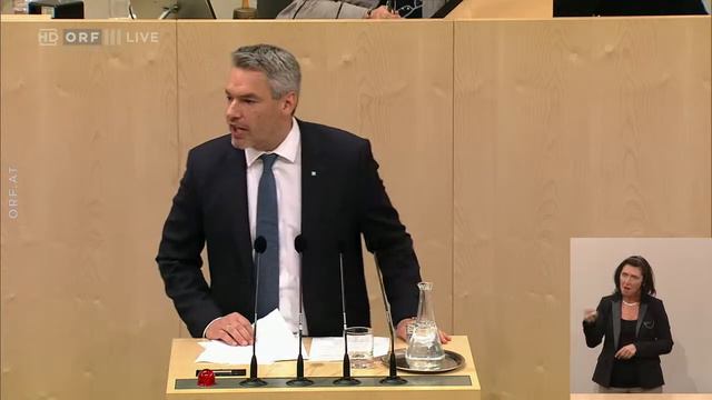Sondersitzung des Nationalrates zu den Grenzkontrollen - Karl Nehammer (ÖVP) смотреть онлайн