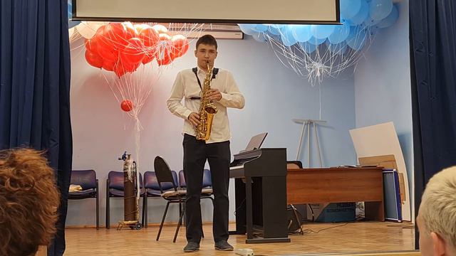 4. Э. Фирс - "Лето в Сиднее"Исп. Ачкинадзе Артур 7 класс, саксофон Преп. Гаврилин Д.А. смотреть онлайн