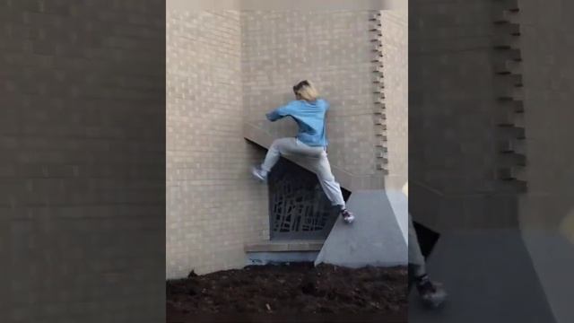 simply move, parkour on top ?? смотреть онлайн
