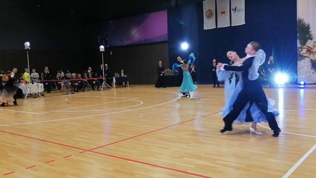 "Happy New Dance" Взрослые. Фокстрот. 18.12.2022 смотреть онлайн