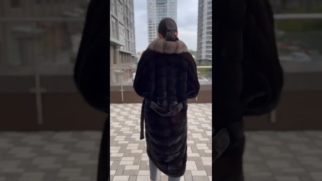 Купит шубу с соболиным воротником, чёрная шуба с соболем , смотреть онлайн