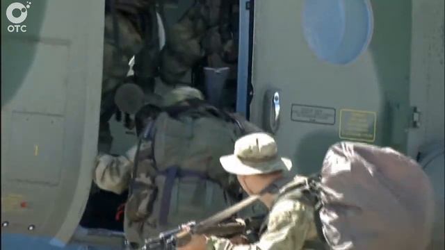 Десантирование, марш-броски и встречный бой. Лучшие разведчики страны соревнуются в Новосибирске смотреть онлайн