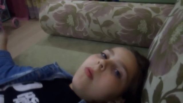 Пришла с гулянки/Ноги ужасно болят смотреть онлайн