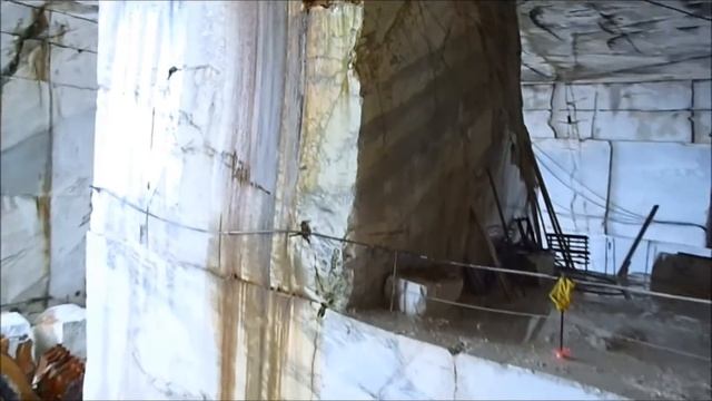 White Marble - "The Cathedral," Carrara, Italy смотреть онлайн