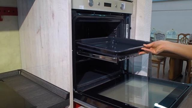 Выставочный вариант кухни премиум класса Vector от знаменитой российской фабрики "Мария" смотреть онлайн