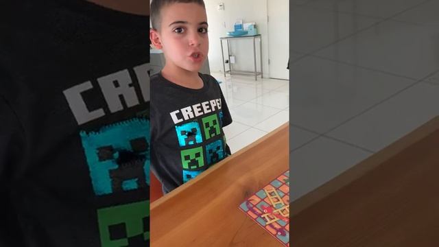 Samvel, Grigor and Diana playing Snakes and ladders game. Episode 1 смотреть онлайн