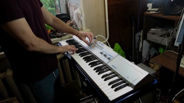 Quintet Soviet USSR Analog Synthesizer, Piano-Strings.