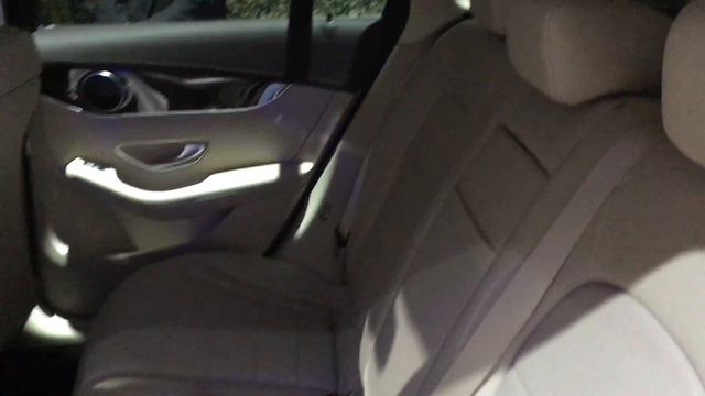 Mercedes Benz GLC200 màu xanh смотреть онлайн