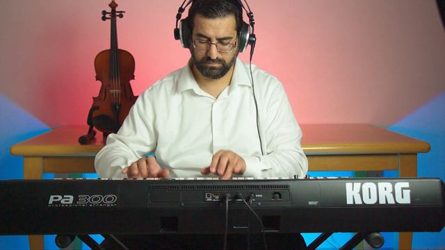 תקסים במקאם ראשט מוראסה על אורגנית קורג פי איי 300 Taqsim In Maqam Rast Murassa On Keyborad Korg PA смотреть онлайн
