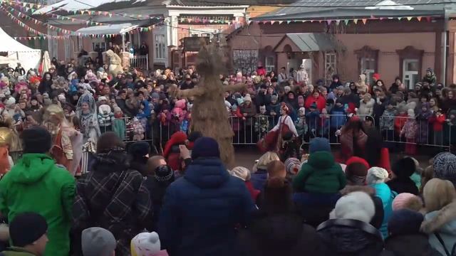 Народные гуляния, проводы Масленицы и сожжение чучела в Коломне, 10/03/2019 смотреть онлайн