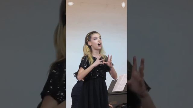 Санта Лючия, Чарівний камертон 2019 смотреть онлайн