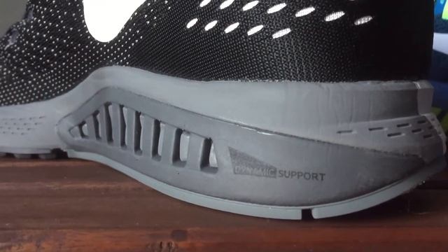 Обзор и сравнение / Nike Zoom Structure 20 vs Nike Zoom Structure 19 смотреть онлайн