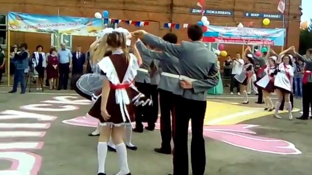 Последний звонок?Выпуск 2016 г.Пугачёв смотреть онлайн