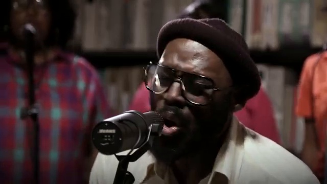 Brian Owens - When A Grown Man Cries