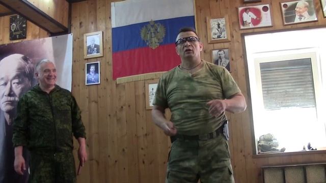 Защита от ножа смотреть онлайн