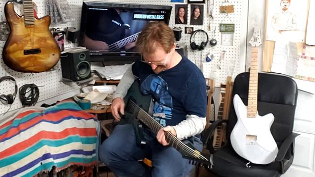The Molly-7 Demo Seven String Electric Baritone Guitar #137 смотреть онлайн