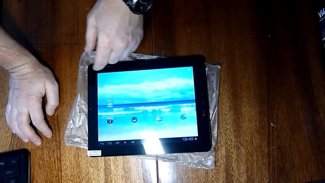 9,7 планшет Onda Vi40 Elite распаковка и первый запуск. смотреть онлайн