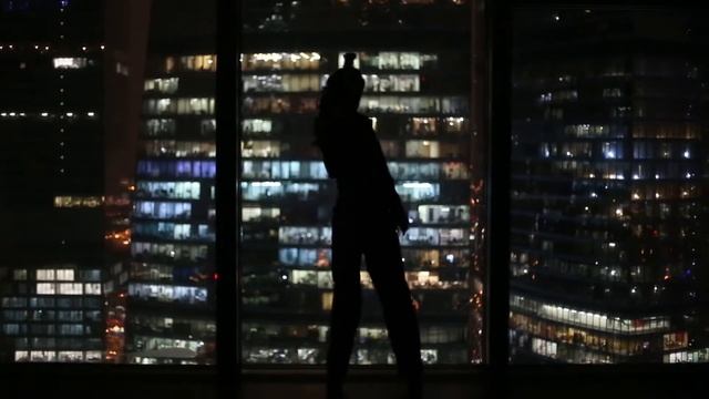 Барановская Светлана, коллекция «Звуки ночного города», курсы дизайна одежды. смотреть онлайн