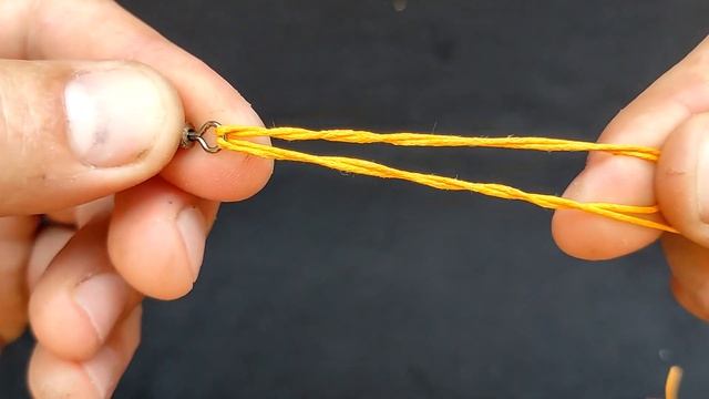 Ты должен знать этот узел . Очень простой , но очень надежный узел для рыбалки косичка
