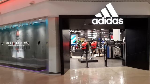 Россия заберет у немецкой компании Adidas магазины и деньги в качестве наказания смотреть онлайн