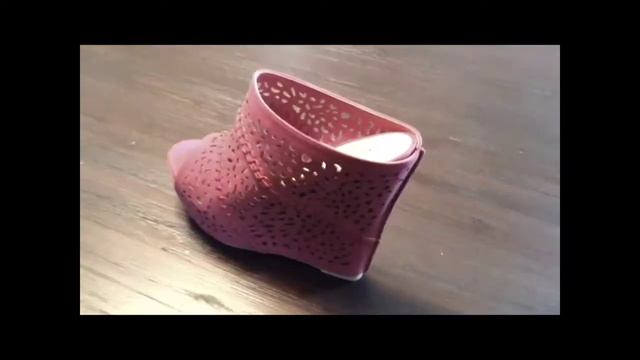 Mark And Muddux Diego 05 Laser Cut Wrapped Heel Wedges Fuchsia Sandals смотреть онлайн