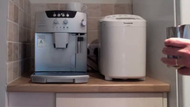 The De Longhi Magnifica смотреть онлайн