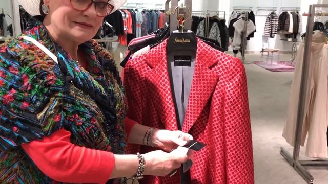 Жакет за 925$ смотреть онлайн