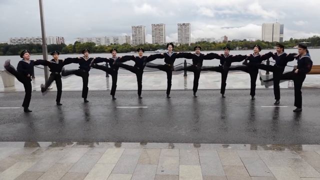 Флотский танец. МГТКВХА Северная Мозаика. День города Москва. смотреть онлайн