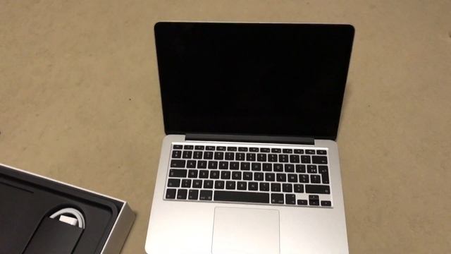 MacBook Pro (Retina, 13-inch, Early 2015) ? Unboxing смотреть онлайн