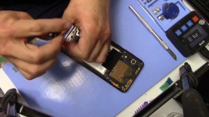 самсунг галакси а 70 не заряжается