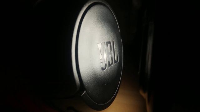 JBL BOOMBOX 2 MINI BASS TEST смотреть онлайн