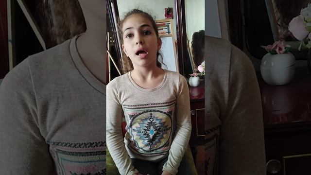 Алексей Плещеев Осень наступила... читает Ирина Погосян 7 лет. смотреть онлайн