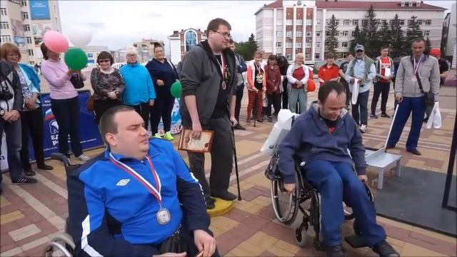 Соревнования по жиму штанги лежа и армрестлингу среди инвалидов всех категорий в Саранске. 24.06.17 смотреть онлайн