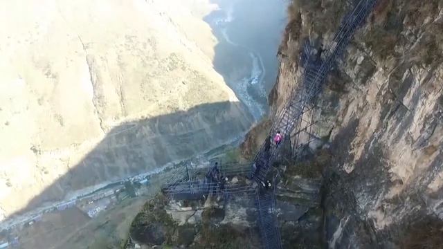 10 Most Unusual Schools In The World! смотреть онлайн