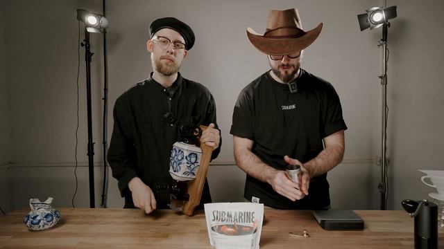 КАК ПРОИЗВОДЯТ РАСТВОРИМЫЙ КОФЕ, ОБЗОР КОФЕМОЛОК ПРОШЛОГО ВЕКА И БЕЗОПАСНО ЛИ ЛЕТЕТЬ В ЭФИОПИЮ смотреть онлайн