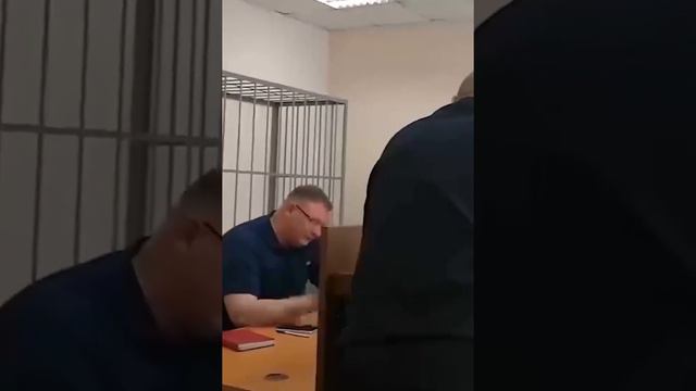 Допрос МВД, в одном слове делает 3 ошибки смотреть онлайн