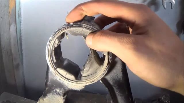 Toyota Axio (corolla) - Замена задней подушки двигателя смотреть онлайн