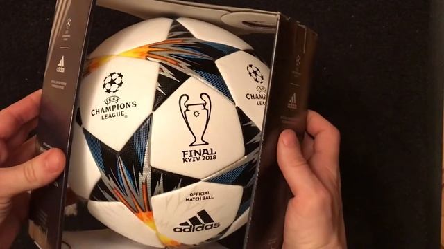 ADIDAS FINALE KYIV 2018 CHAMPIONS LEAGUE Official matchball FIFA SIZE 5 CF1203 смотреть онлайн