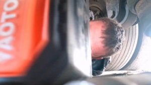 Воскресенье. ( Установка пневмоподушки на ведущую ось scania ?) Кто просил роликов про ремонт ???