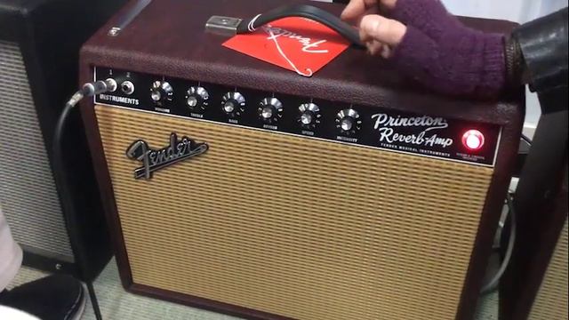 Fender Princeton Reverb Amp 15W 1X12 Combo смотреть онлайн