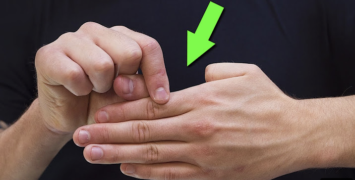 Как оторвать палец?? // Обучение фокусу который удивит друзей!