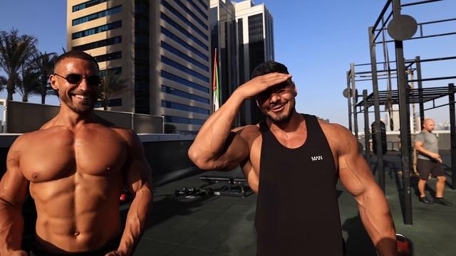 Biceps & Triceps Workout With Andrei Deiu смотреть онлайн